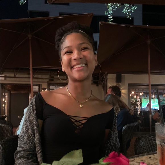 Meet your Posher, Maya - Picture 1 of 1